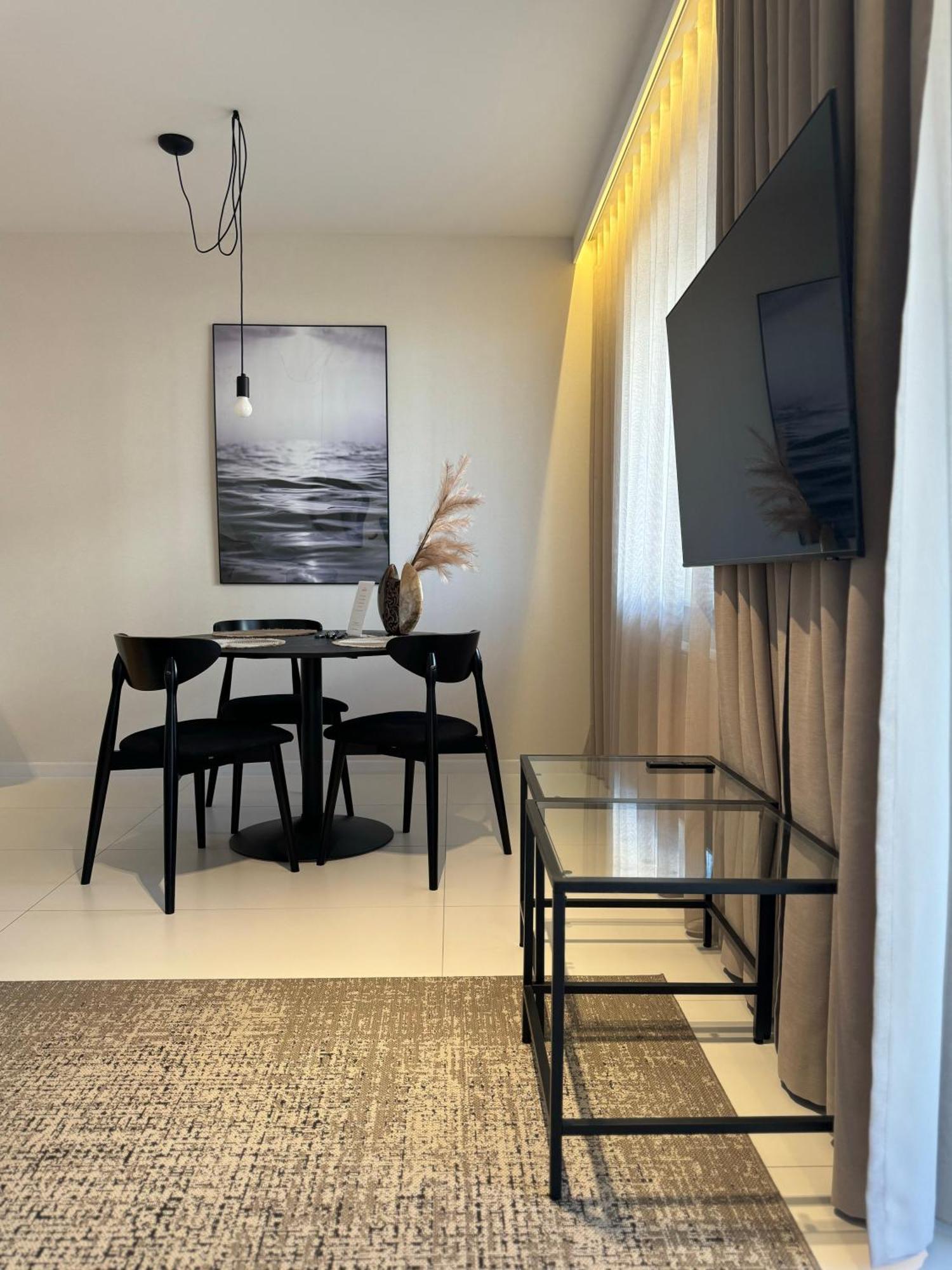 Zurawia 18.11 Apartment Kolobrzeg Bagian luar foto