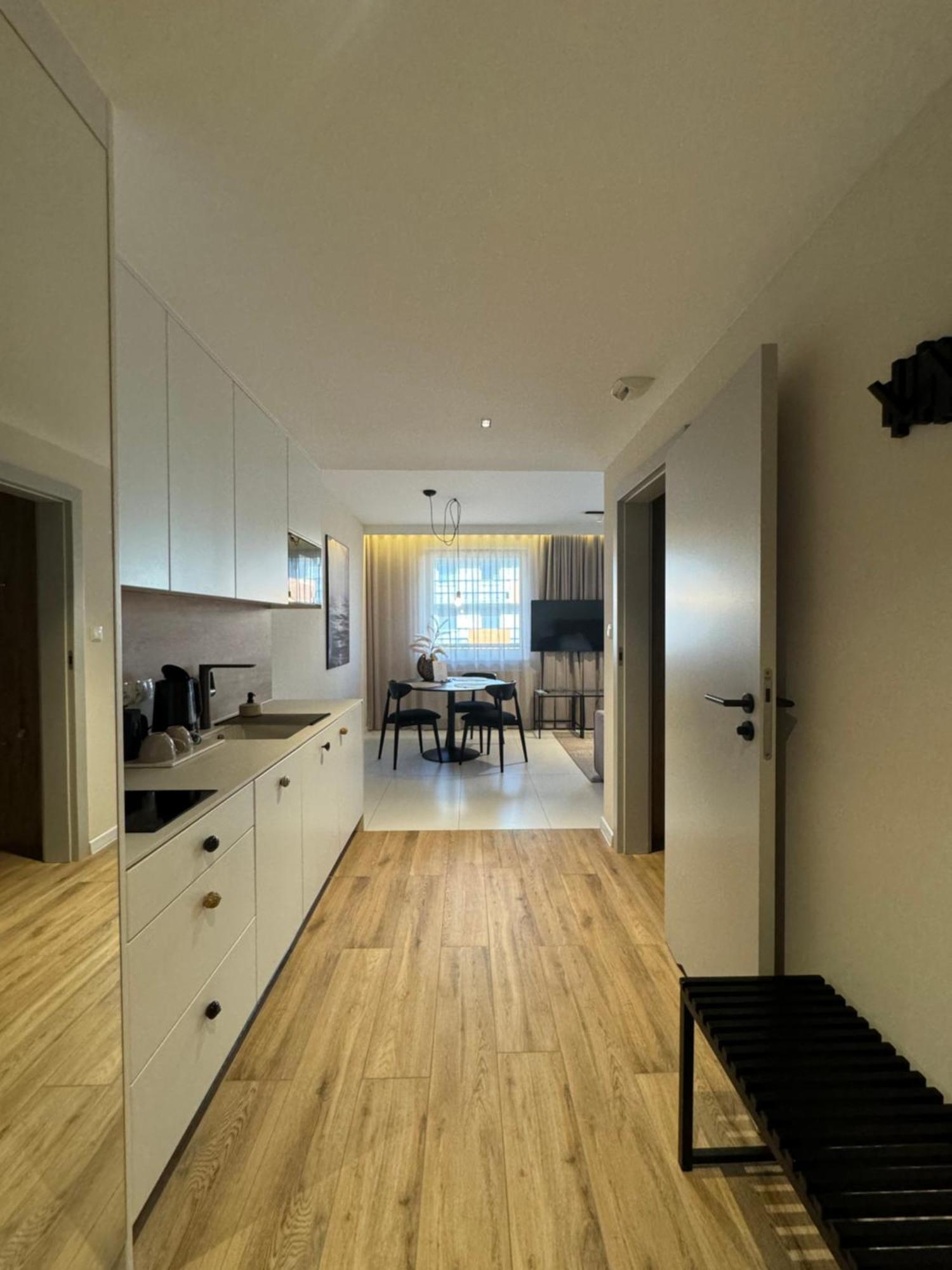 Zurawia 18.11 Apartment Kolobrzeg Bagian luar foto